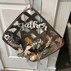 Fall Wood Tobacco Basket Door hanger